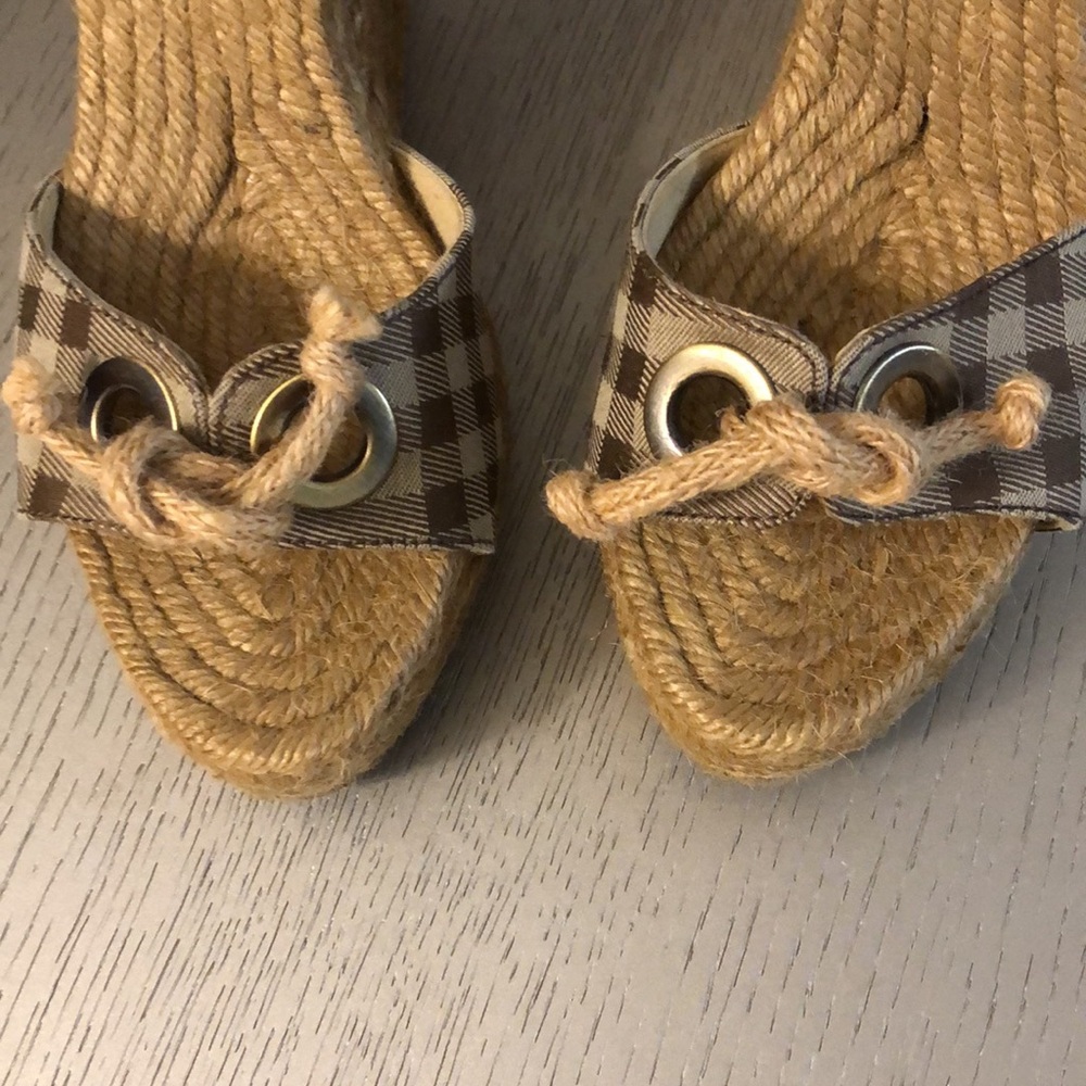 BURBERRY Plaid Espadrille Wedge Sandals Size 7 - Picture 4 of 16